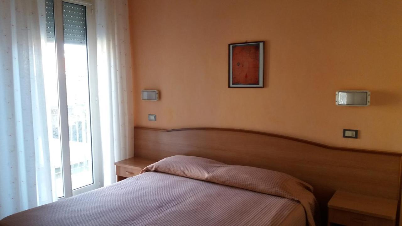 Albergo Moretti セニガッリア エクステリア 写真